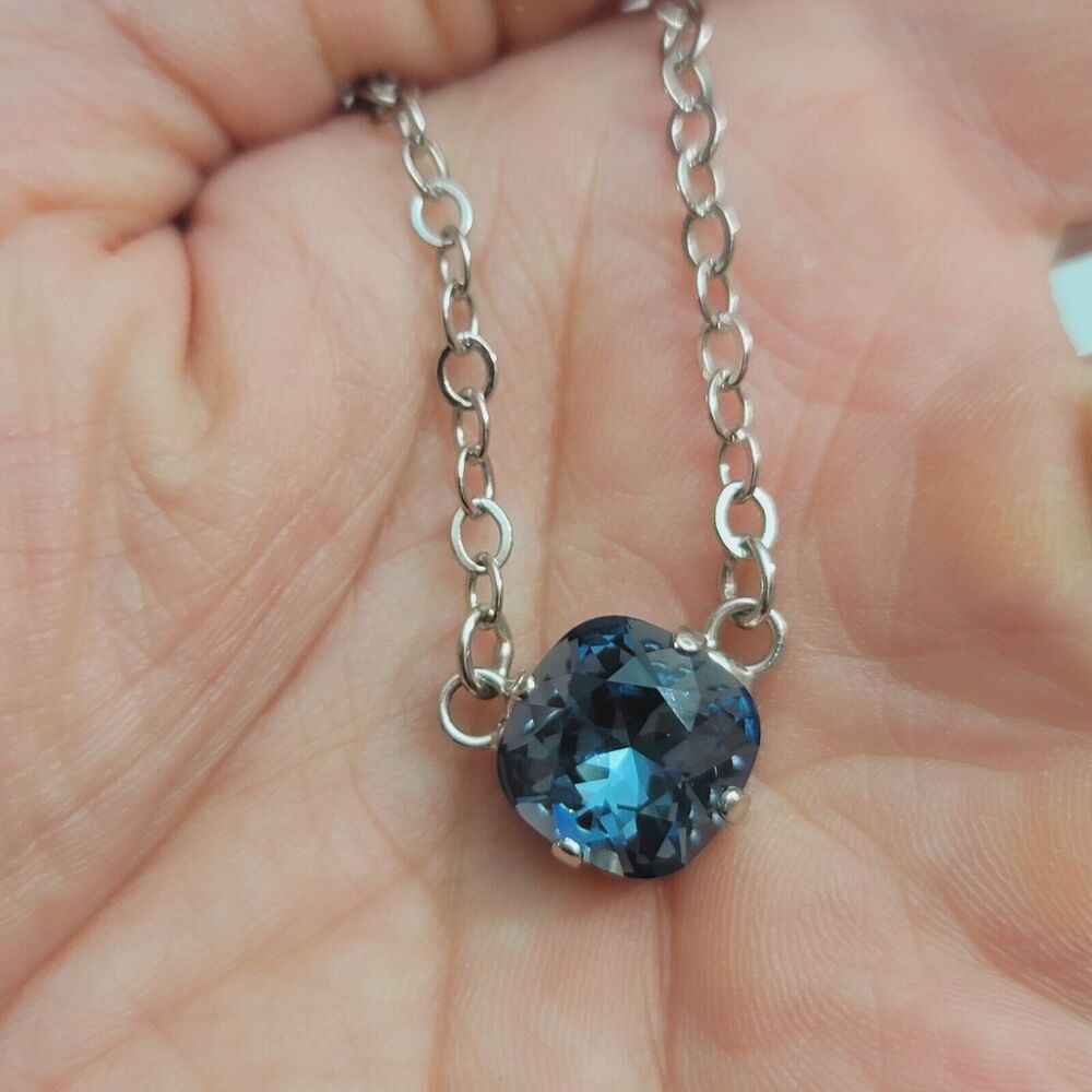 Oval Link Silver Chain With Sparkling Blue Topaz Pendant Necklace